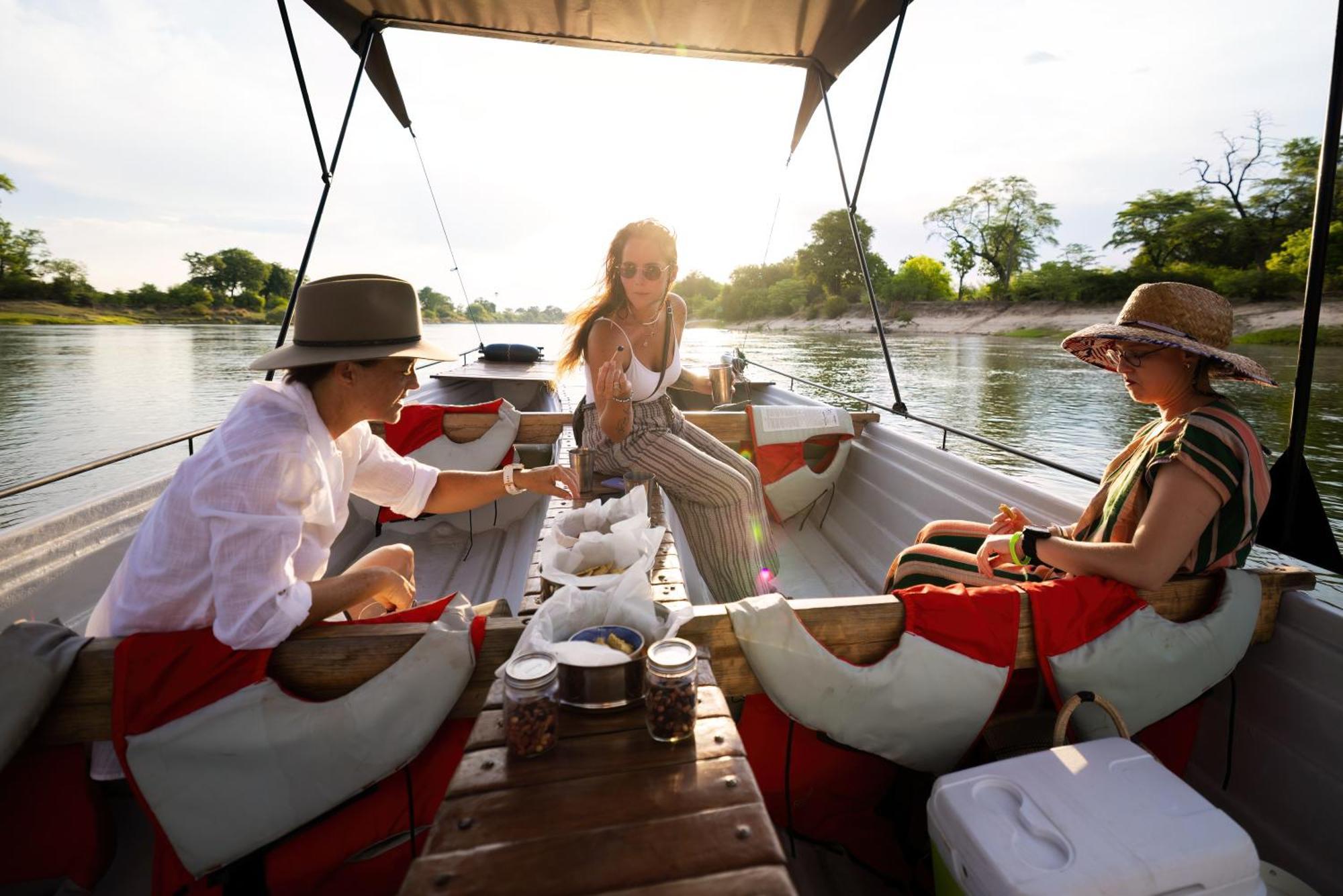 Chundukwa River Lodge - Self Catering House Livingstone Ngoại thất bức ảnh