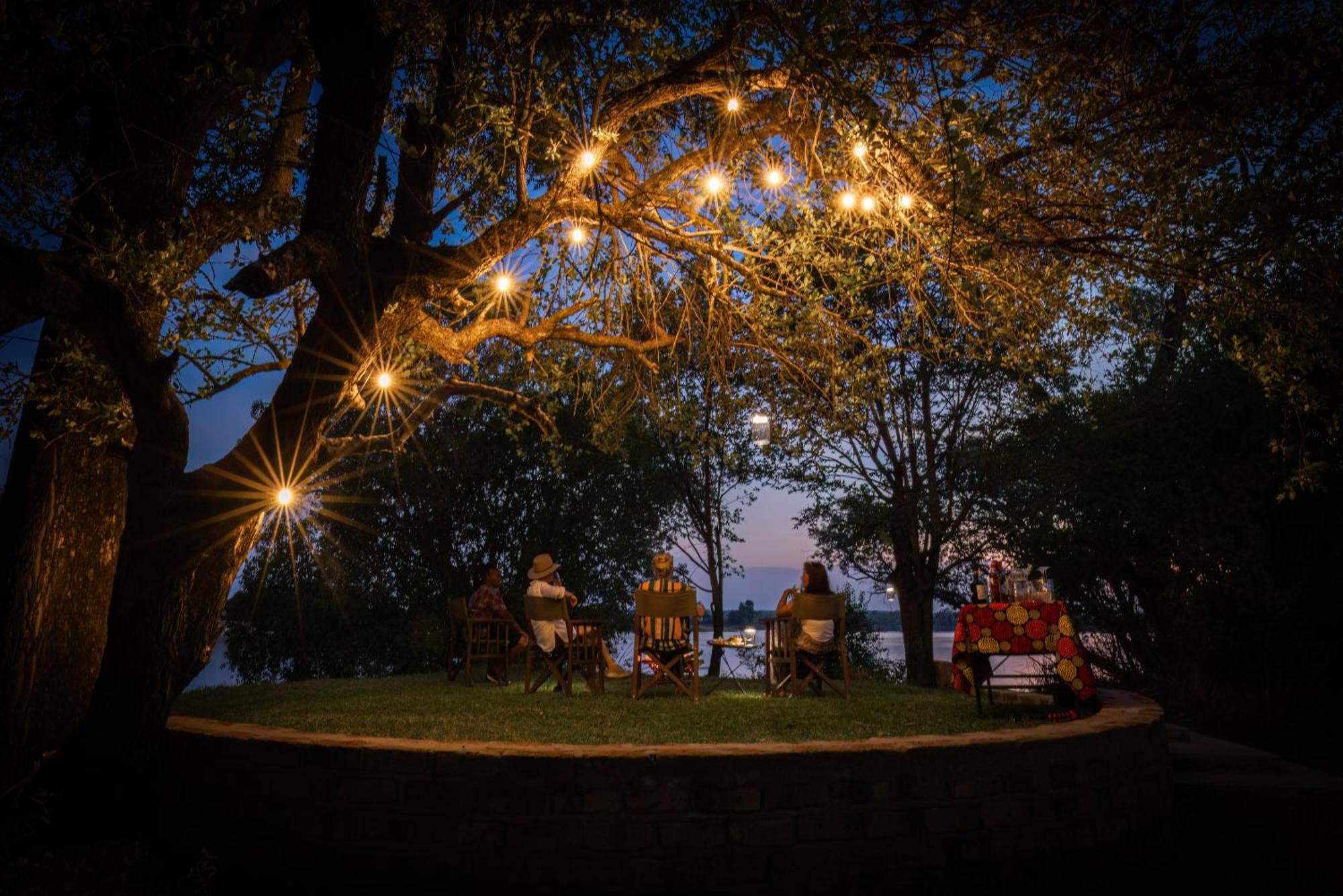 Chundukwa River Lodge - Self Catering House Livingstone Ngoại thất bức ảnh