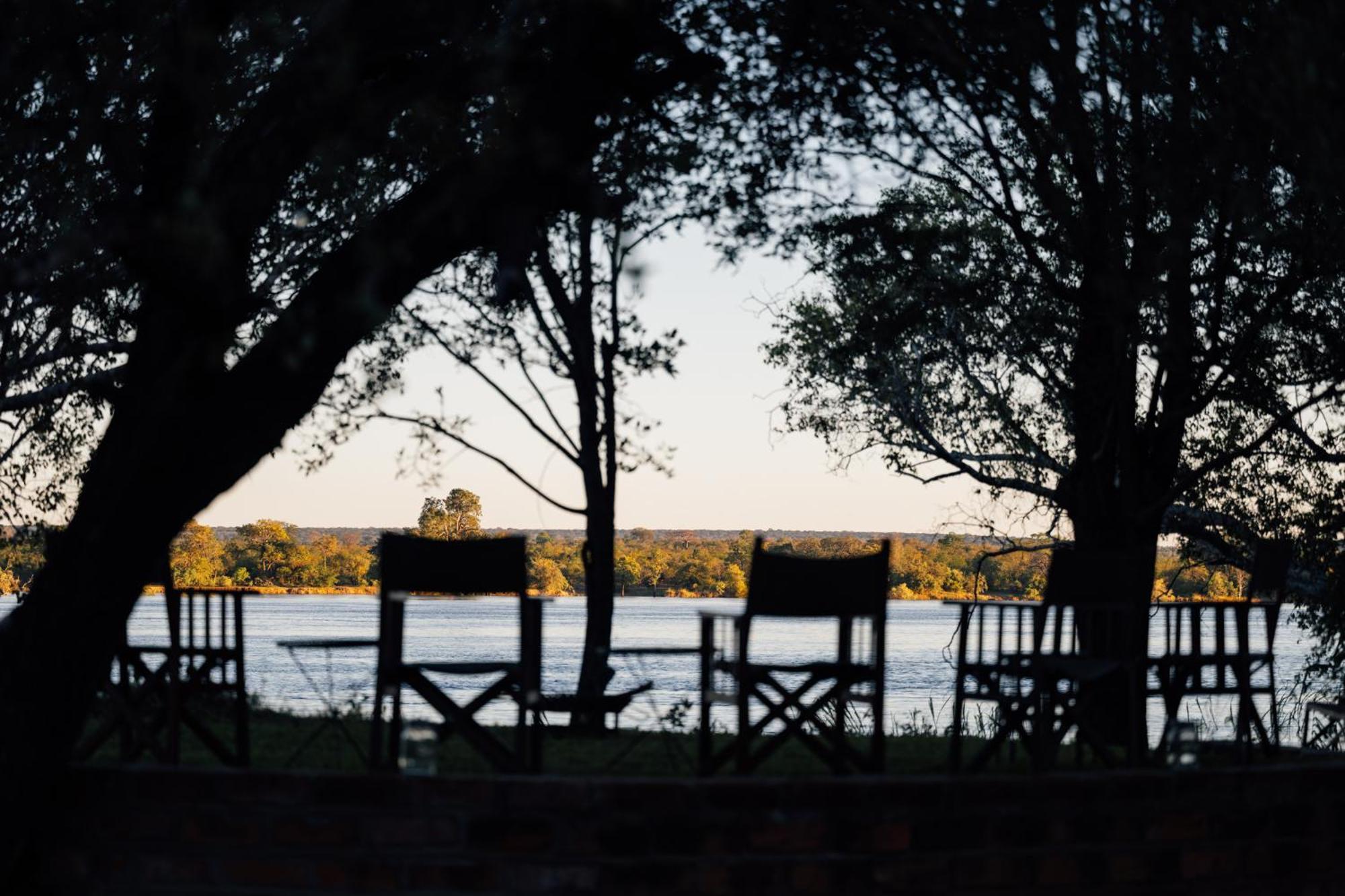 Chundukwa River Lodge - Self Catering House Livingstone Ngoại thất bức ảnh